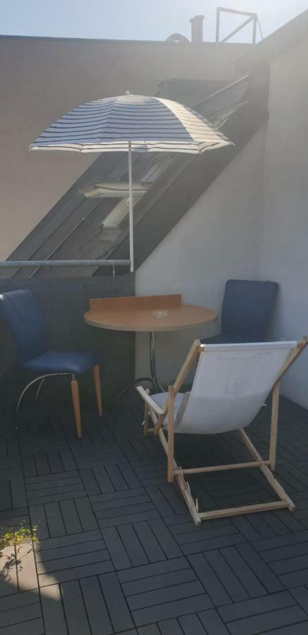 Roof Top With Views. Apartment Wien