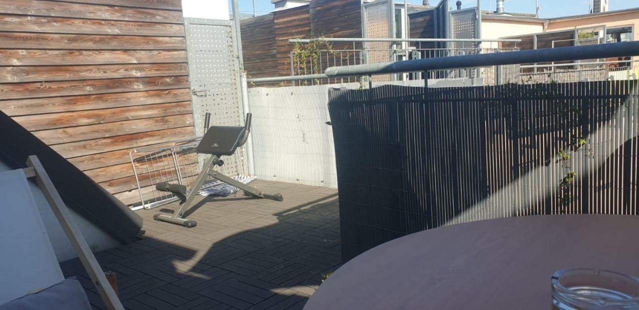 Roof Top With Views. * Wenen
